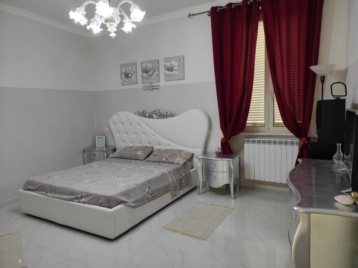 Affittacamere Silvagni Caserta Ngoại thất bức ảnh