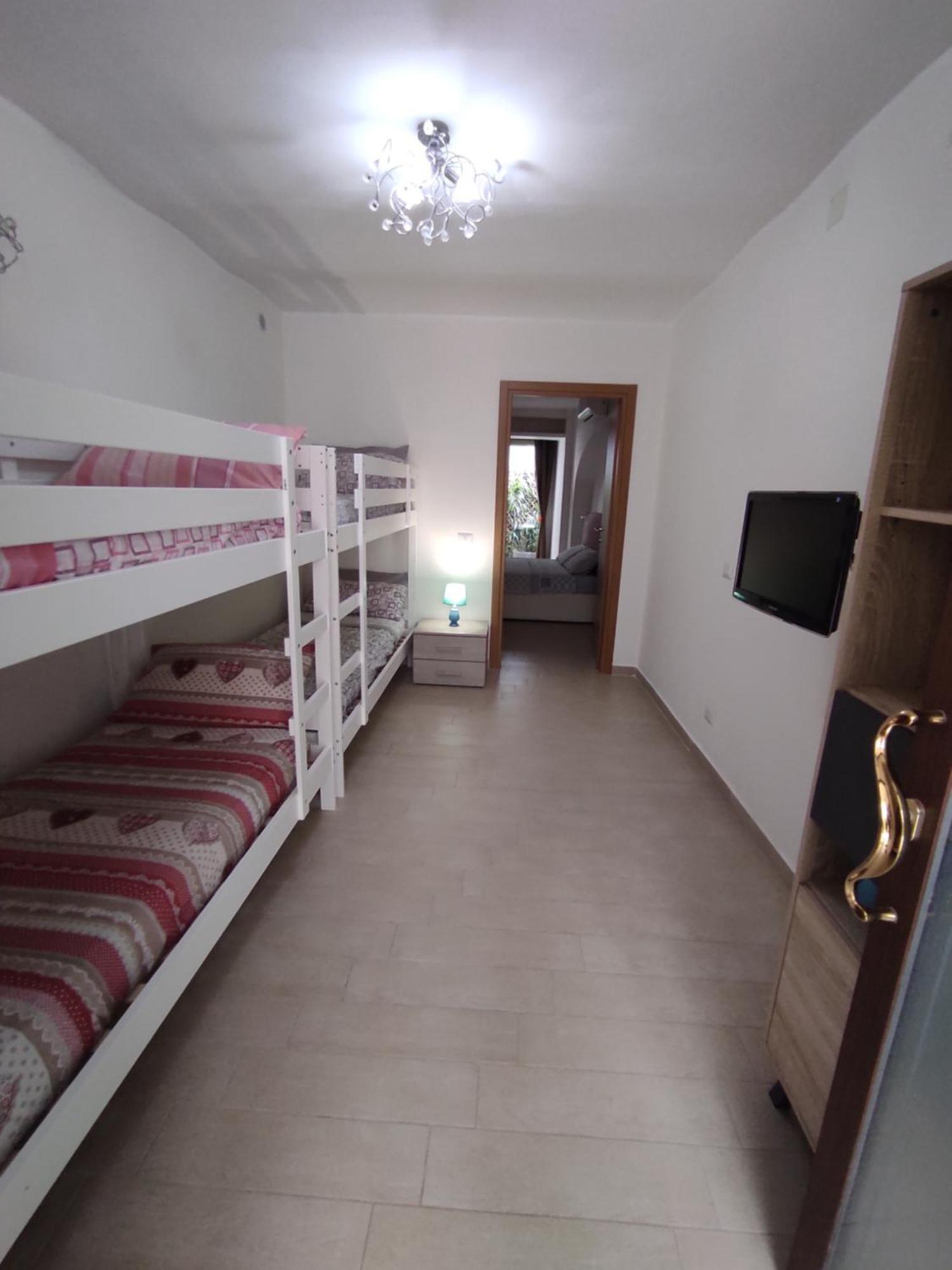 Affittacamere Silvagni Caserta Ngoại thất bức ảnh